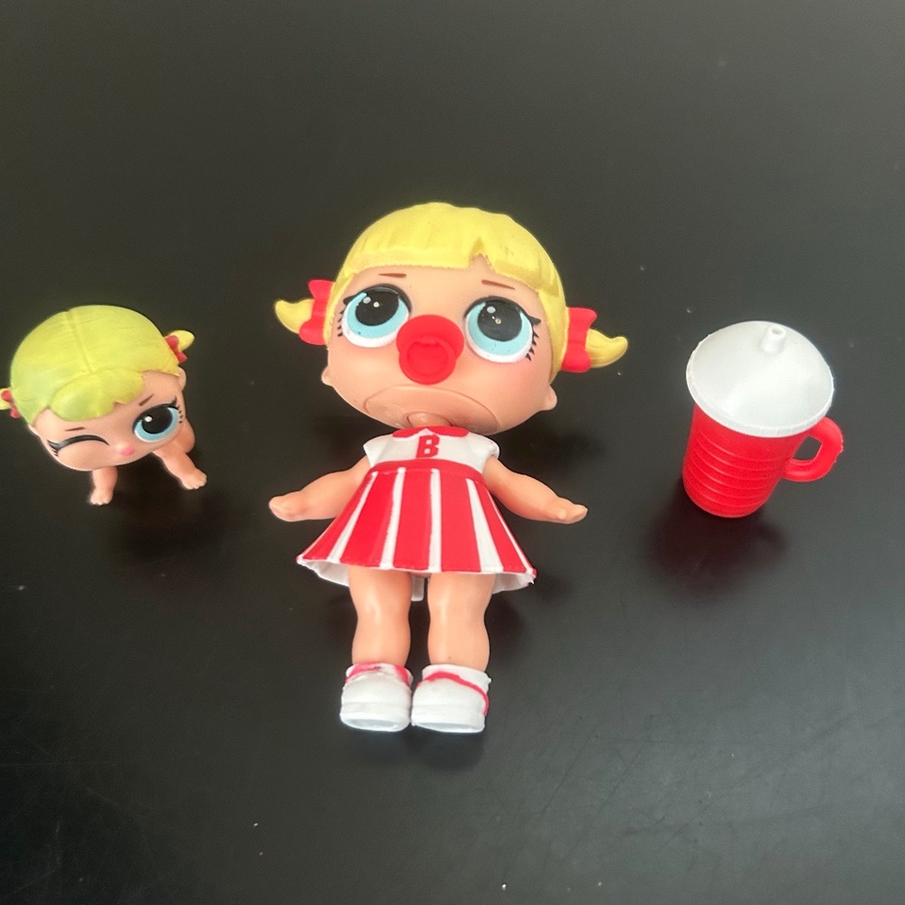 LOL SURPRISE !!! Series 1 Collection.  Cheer Captain